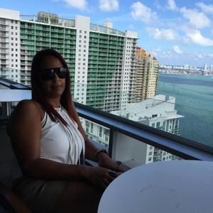 Meet your Posher, Delia